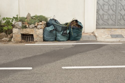 Assessment phase of home clearance with experts