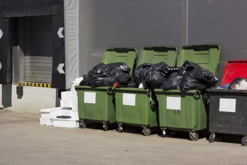 Preparing a construction site for waste clearance